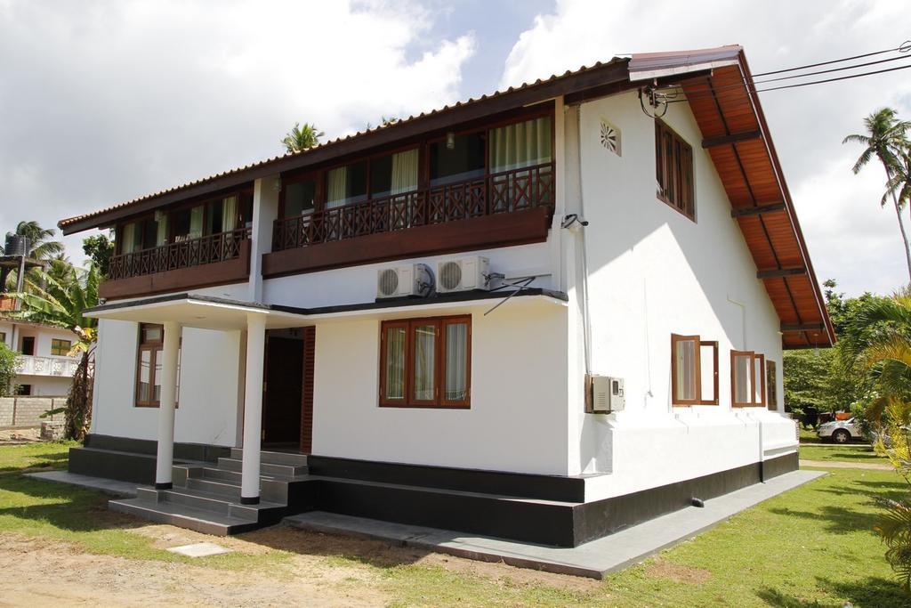 Acquabey Surf Villa Матара Екстер'єр фото